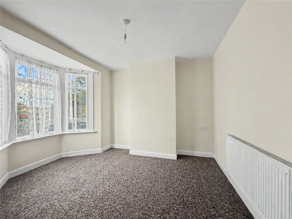 Property photo 3 of 13 Living Room