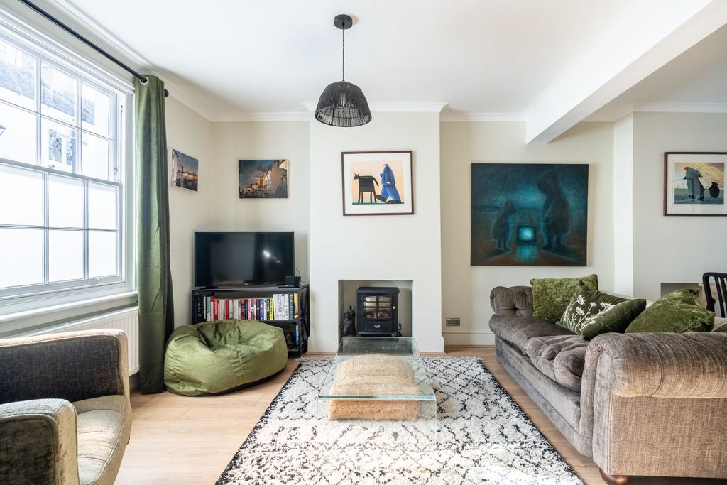 Property photo 1 of 13 4354750