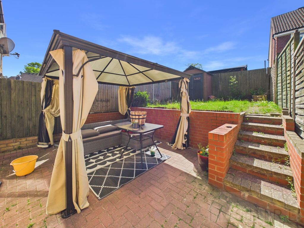 Property photo 3 of 12
