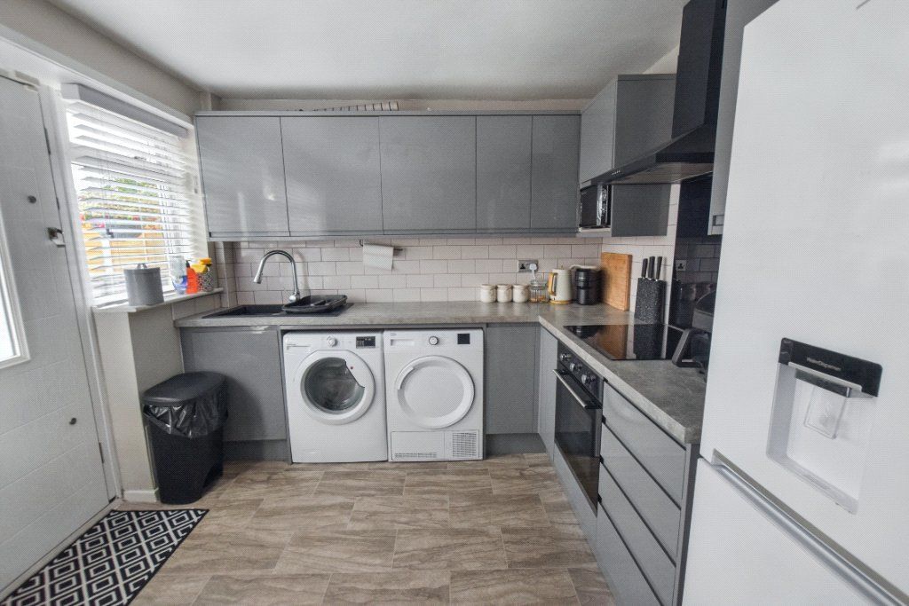 Property photo 3 of 14 Kitchen/Diner