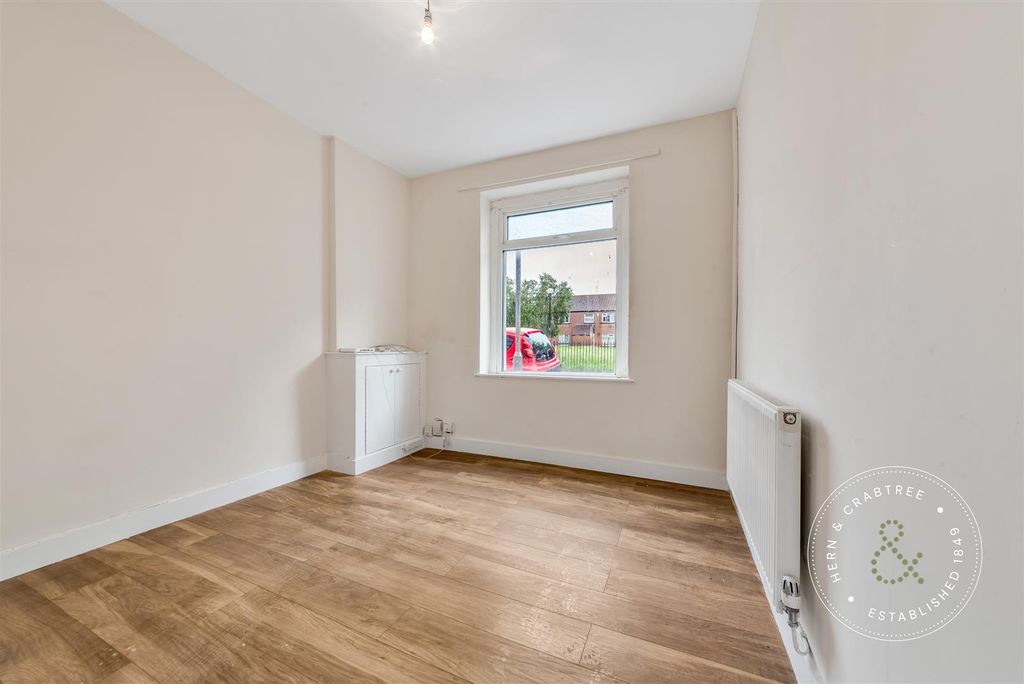 Property photo 2 of 24 Hereford-Street-10.Jpg