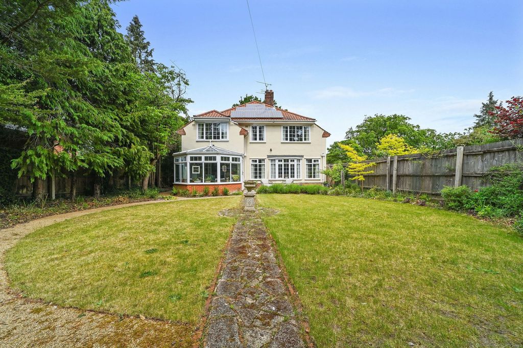 Property photo 1 of 26