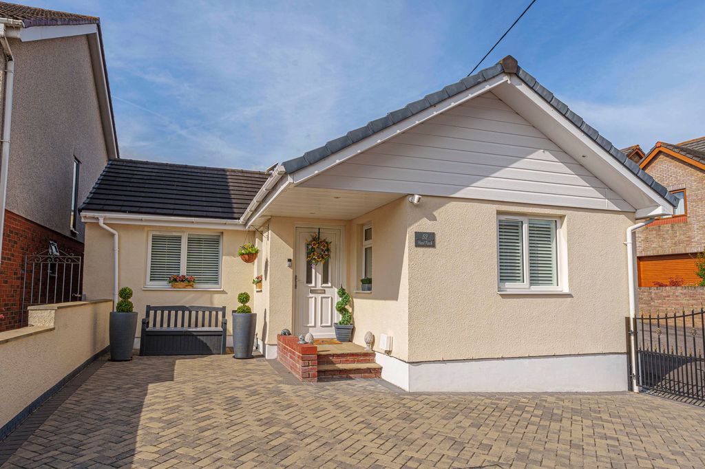Property photo 1 of 55