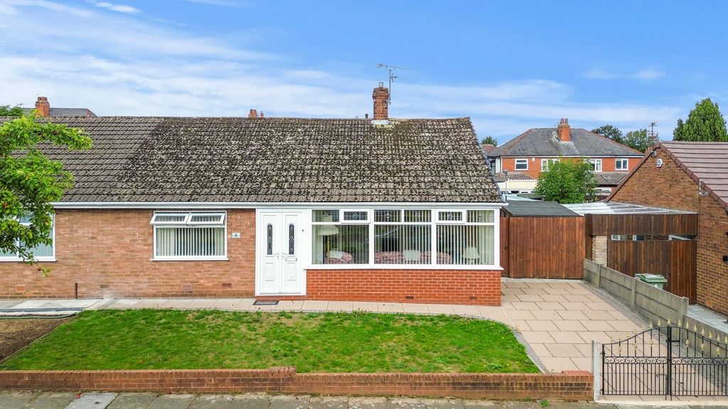 Property photo 1 of 17