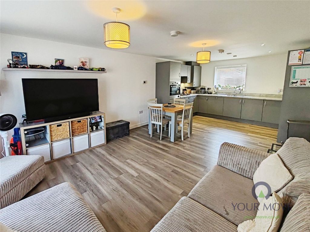Property photo 3 of 10 Living Area/Kitchen