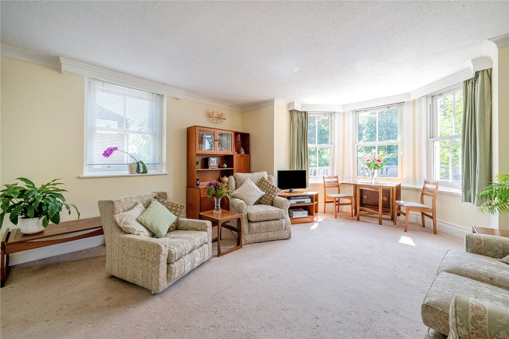 Property photo 3 of 16 Picture No. 43