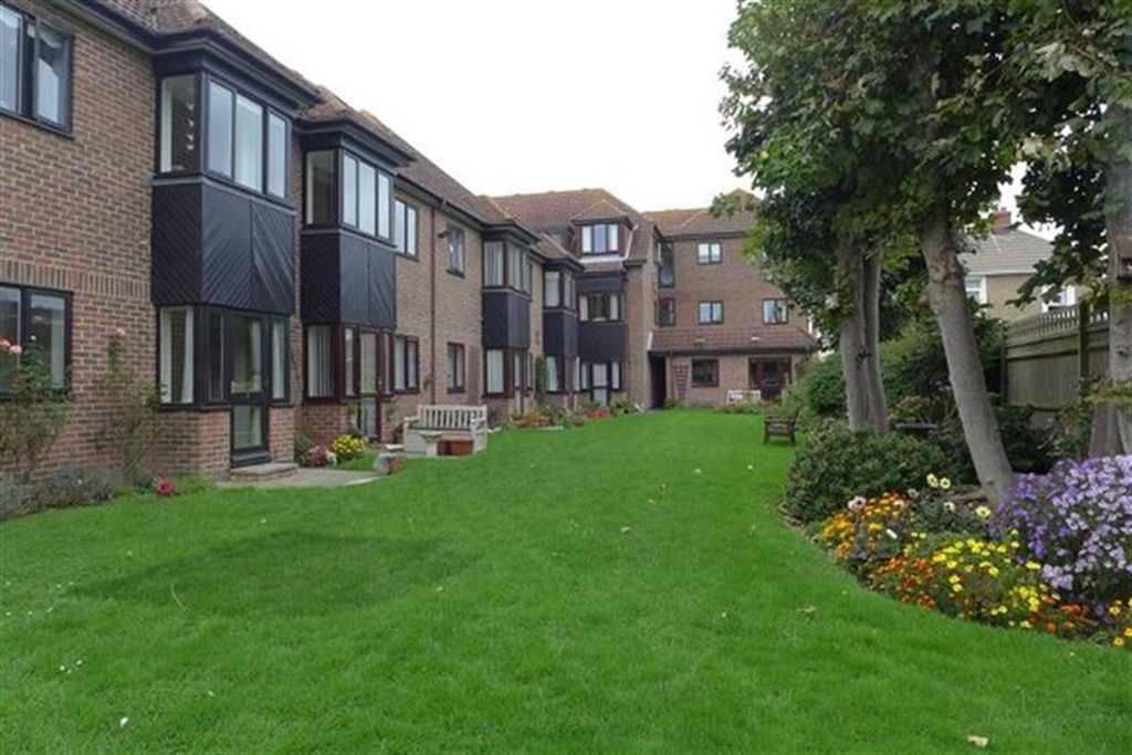 Property photo 1 of 12 (Main)