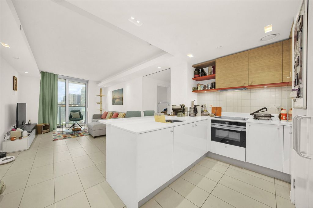 Property photo 1 of 20 Picture No. 12