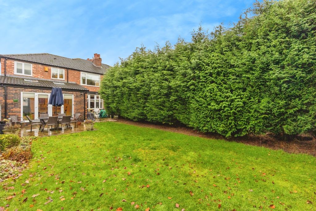 Property photo 2 of 19 Pbox-Img.Jpg