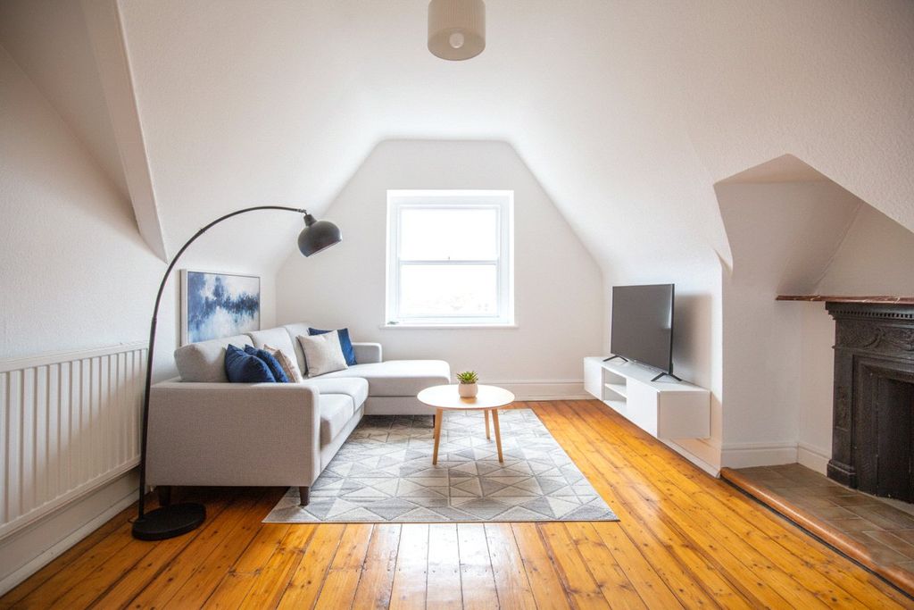 Property photo 1 of 12 Picture No. 20