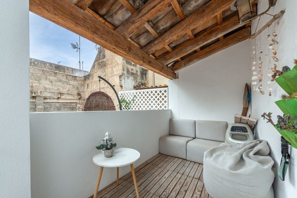 Property photo 1 of 16 Terrace