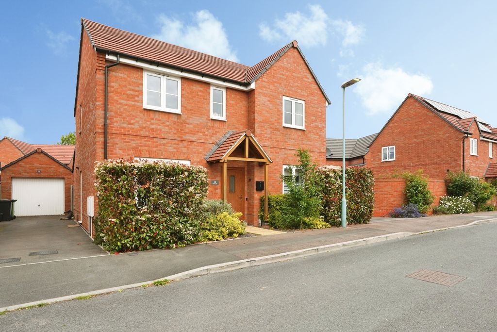 Property photo 1 of 18 Pbox-Img.Jpg