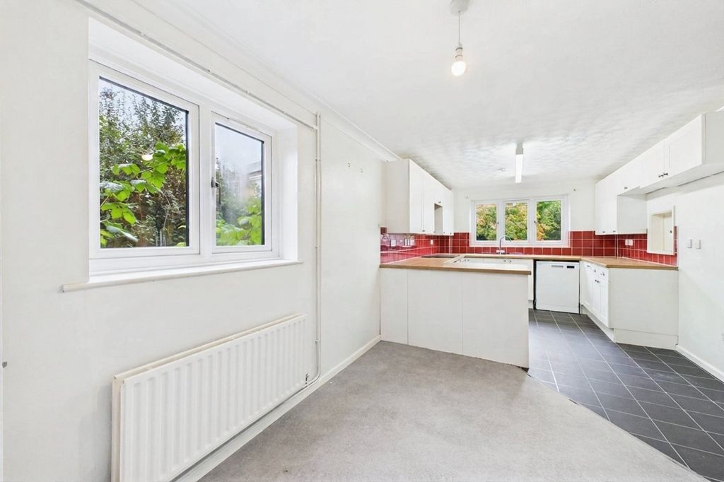 Property photo 3 of 17 Picture No. 19
