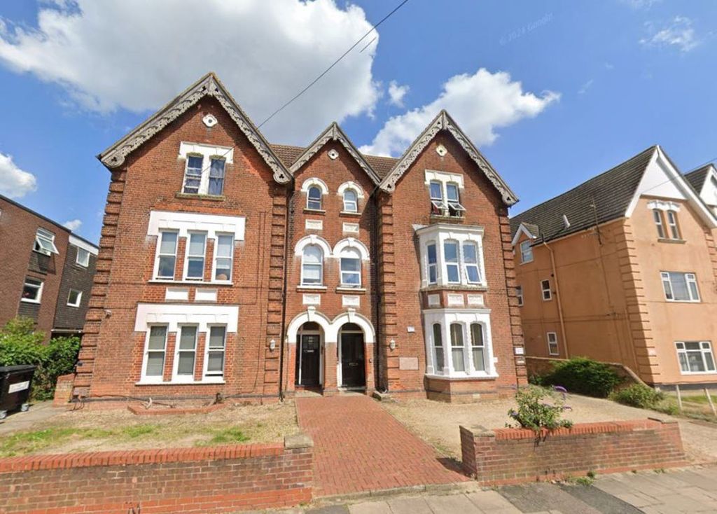 Property photo 1 of 1