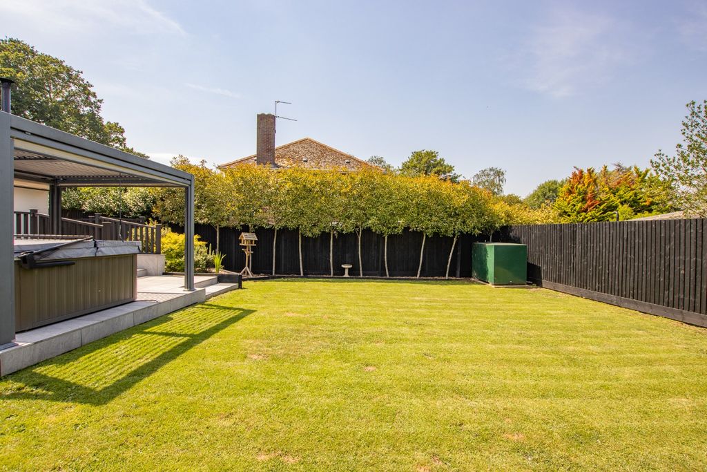 Property photo 3 of 42 5216956