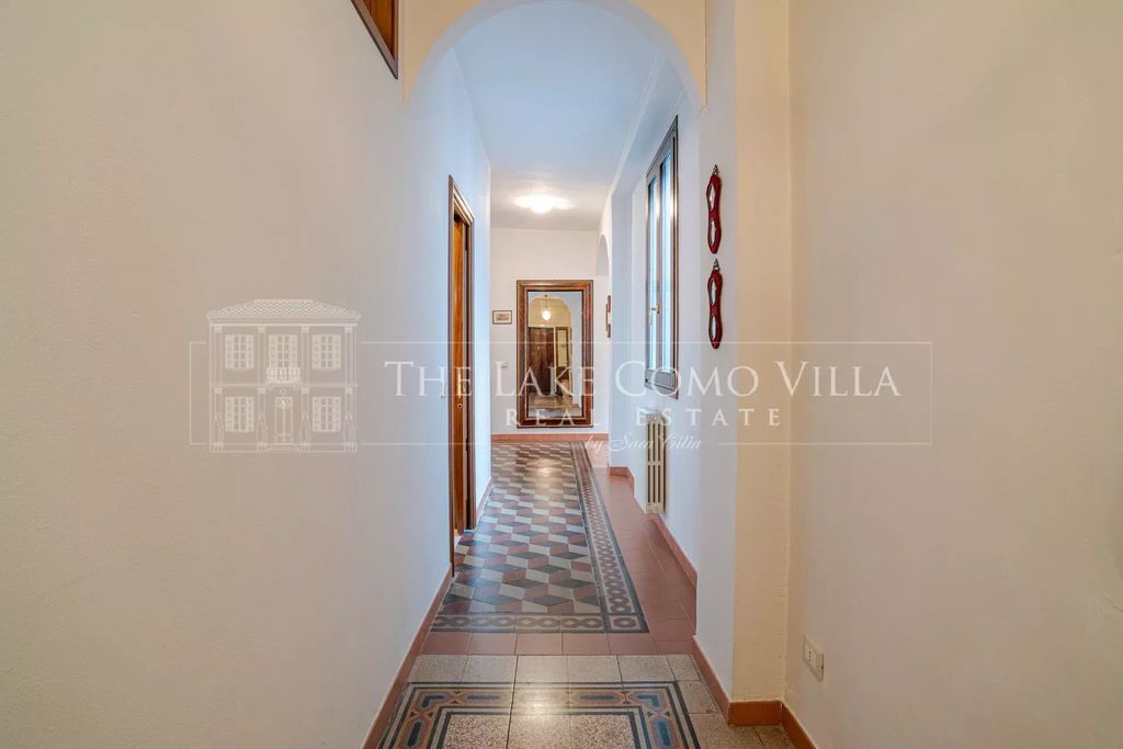 Property photo 3 of 34