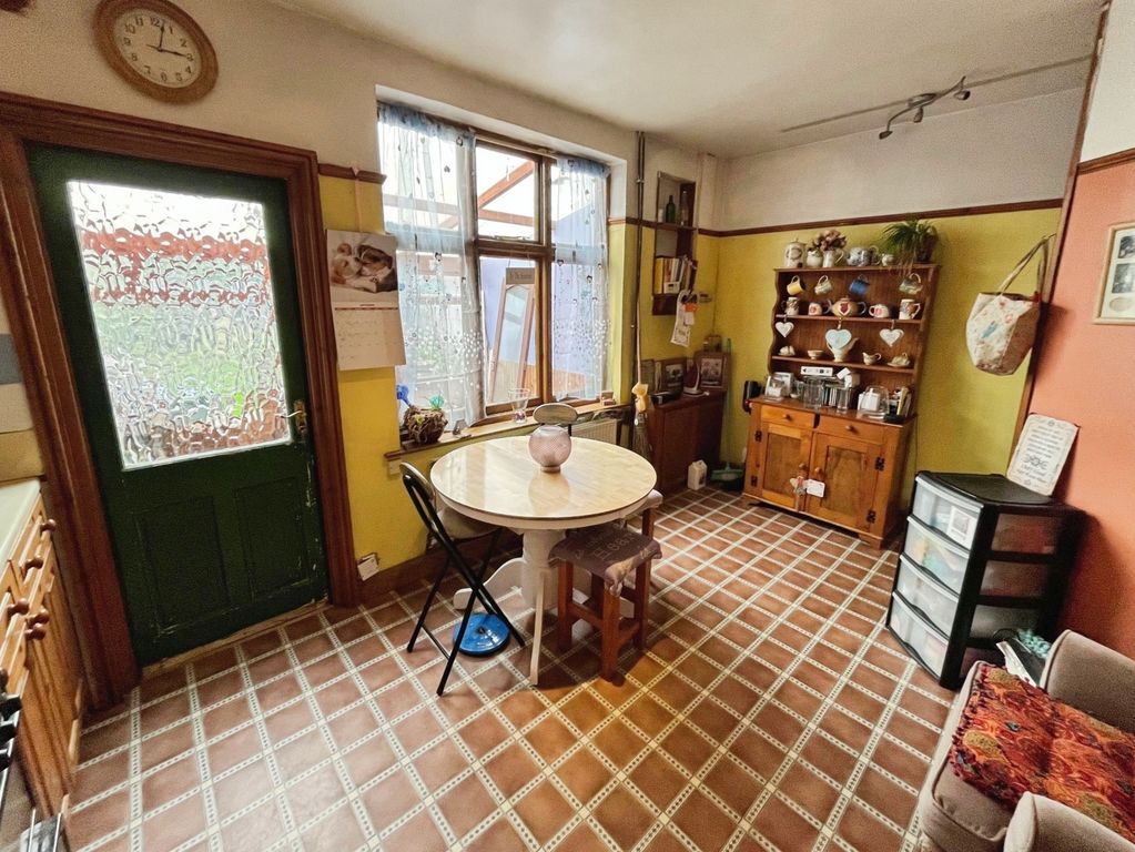 Property photo 3 of 12 Kitchen/Diner