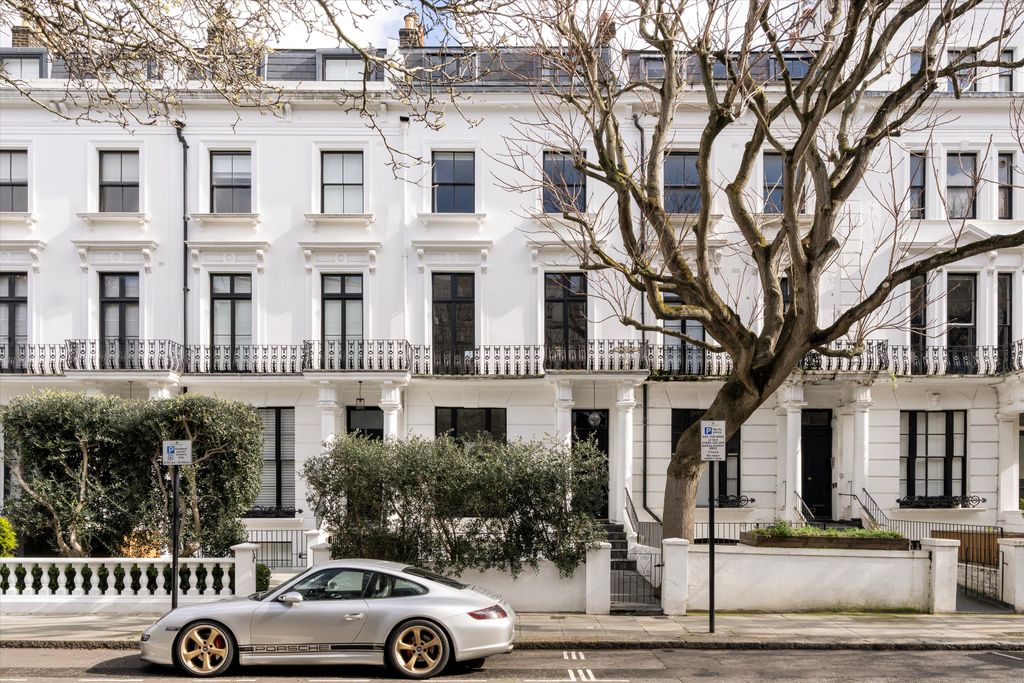 Property photo 1 of 17 Image