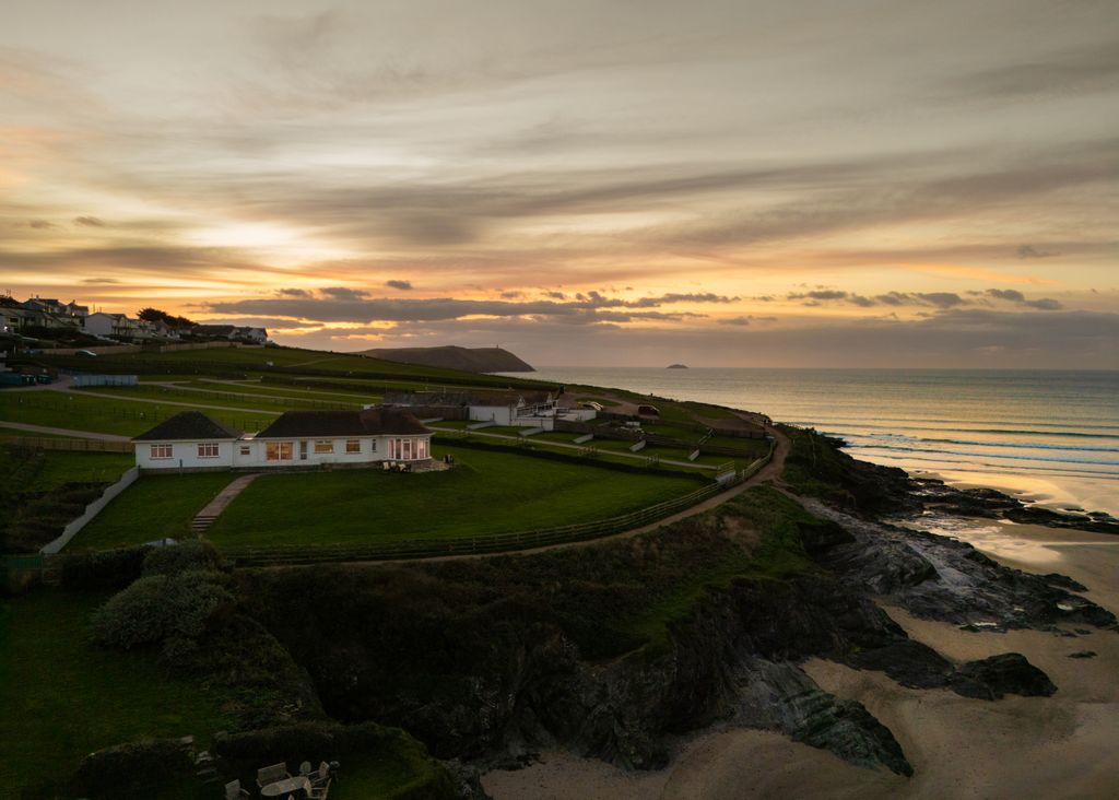 Property photo 1 of 18 Rigi