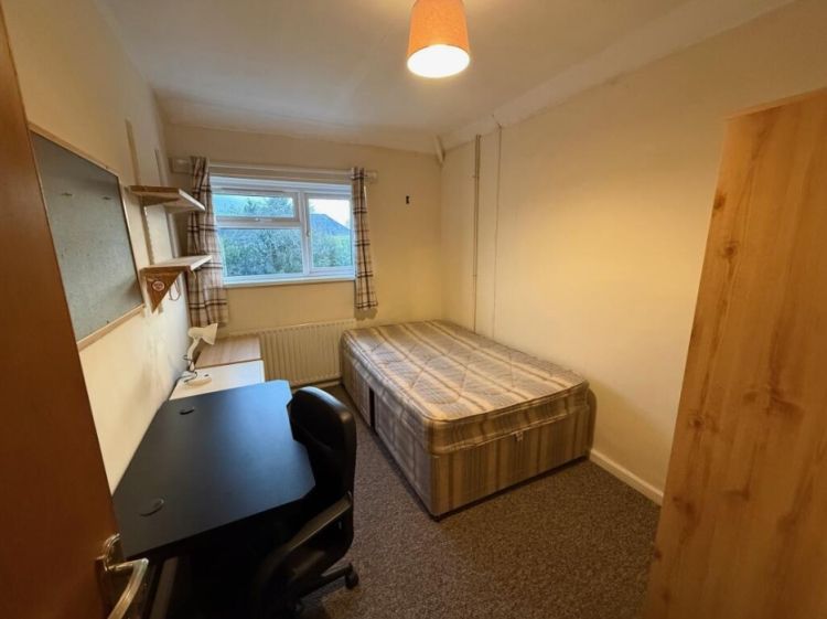Property photo 2 of 9 9
