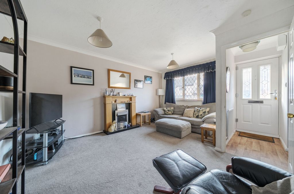 Property photo 2 of 11 1383668-24-691F38...