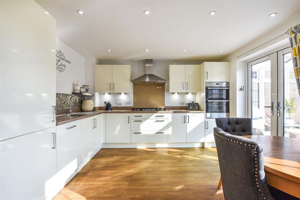 Property photo 3 of 26 Sketch_Ph12_5802034.Jpg