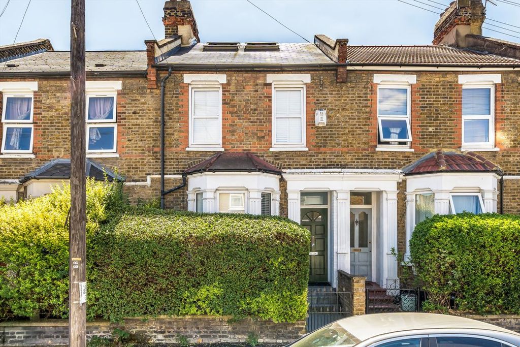 Property photo 1 of 10