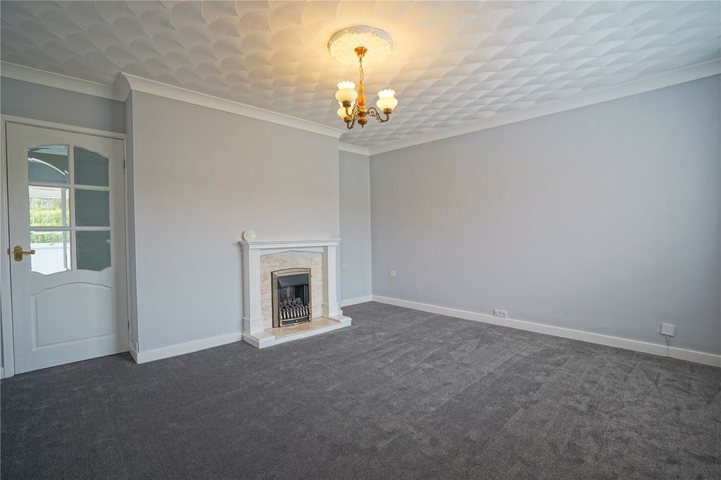 Property photo 3 of 15 Picture No. 14