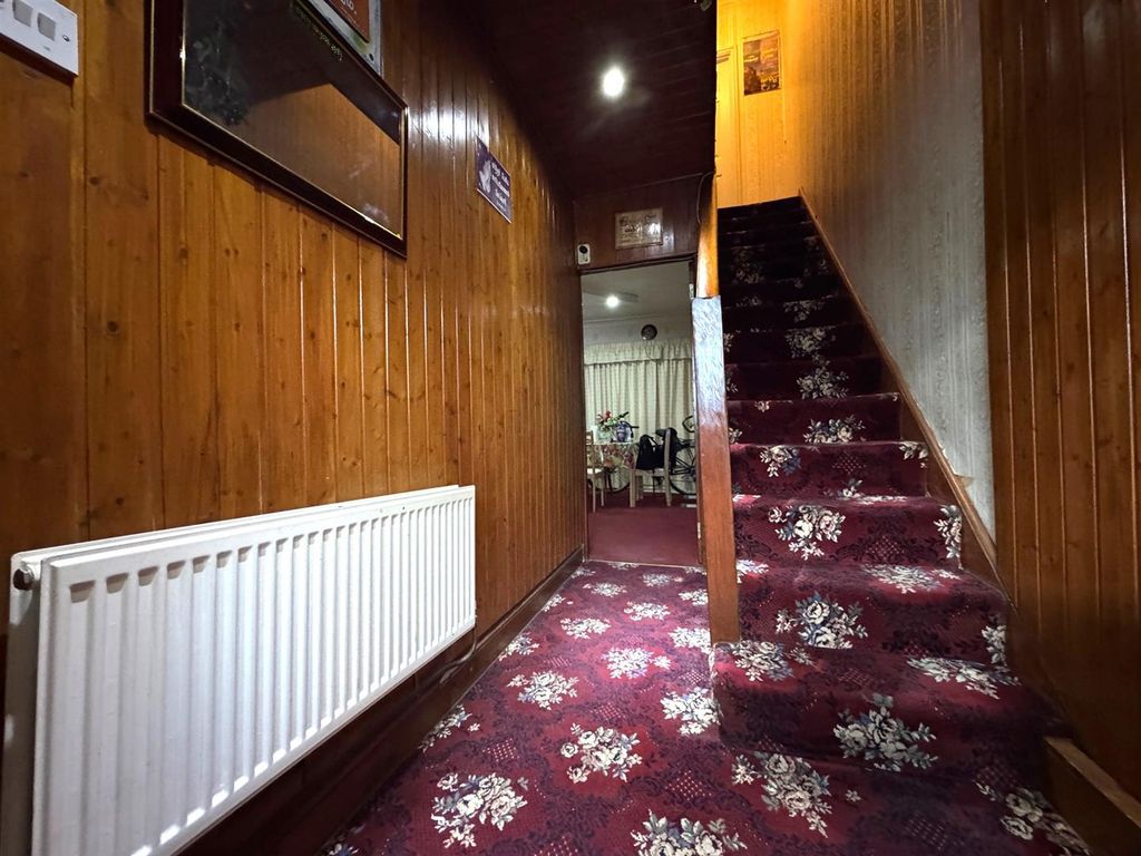 Property photo 2 of 11 Img_9678.Jpg