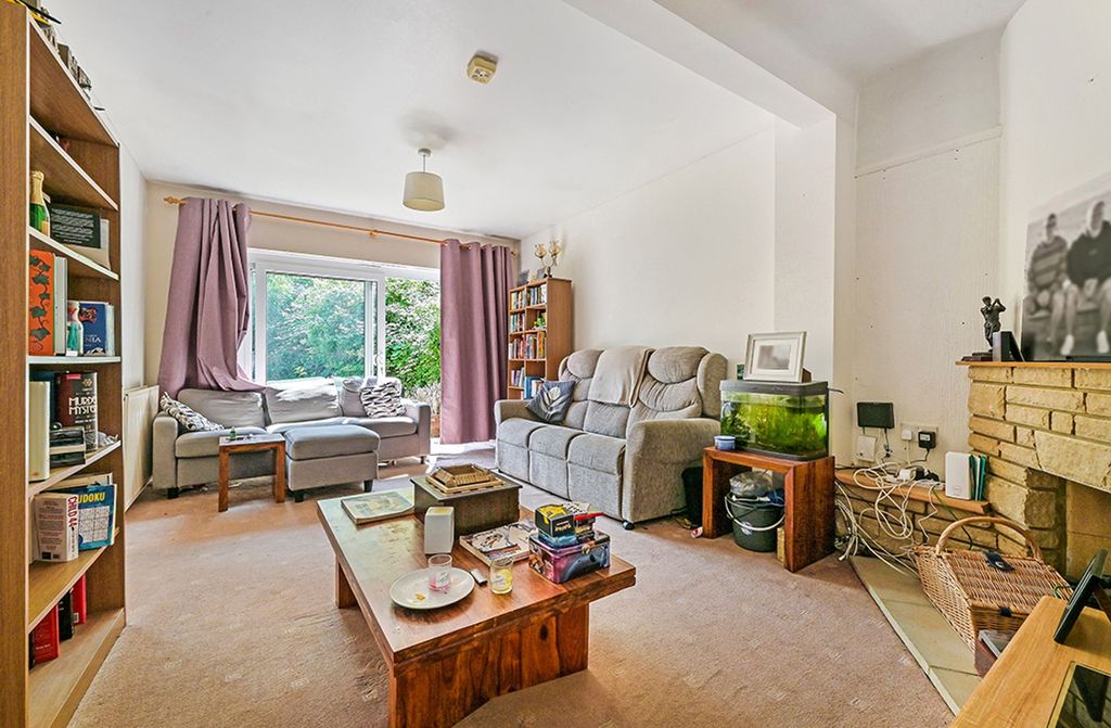 Property photo 2 of 14