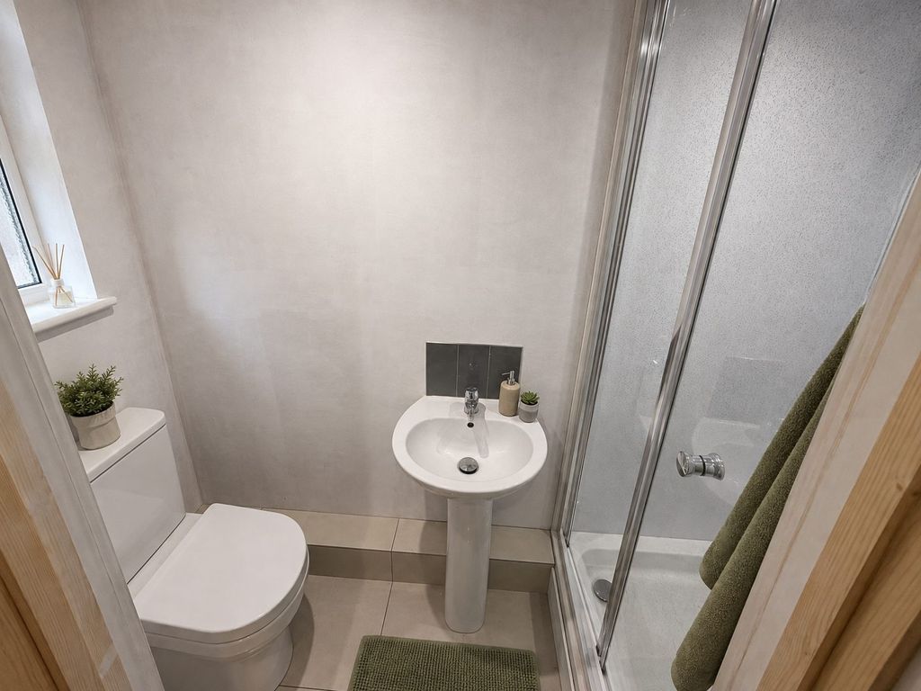 Property photo 2 of 4