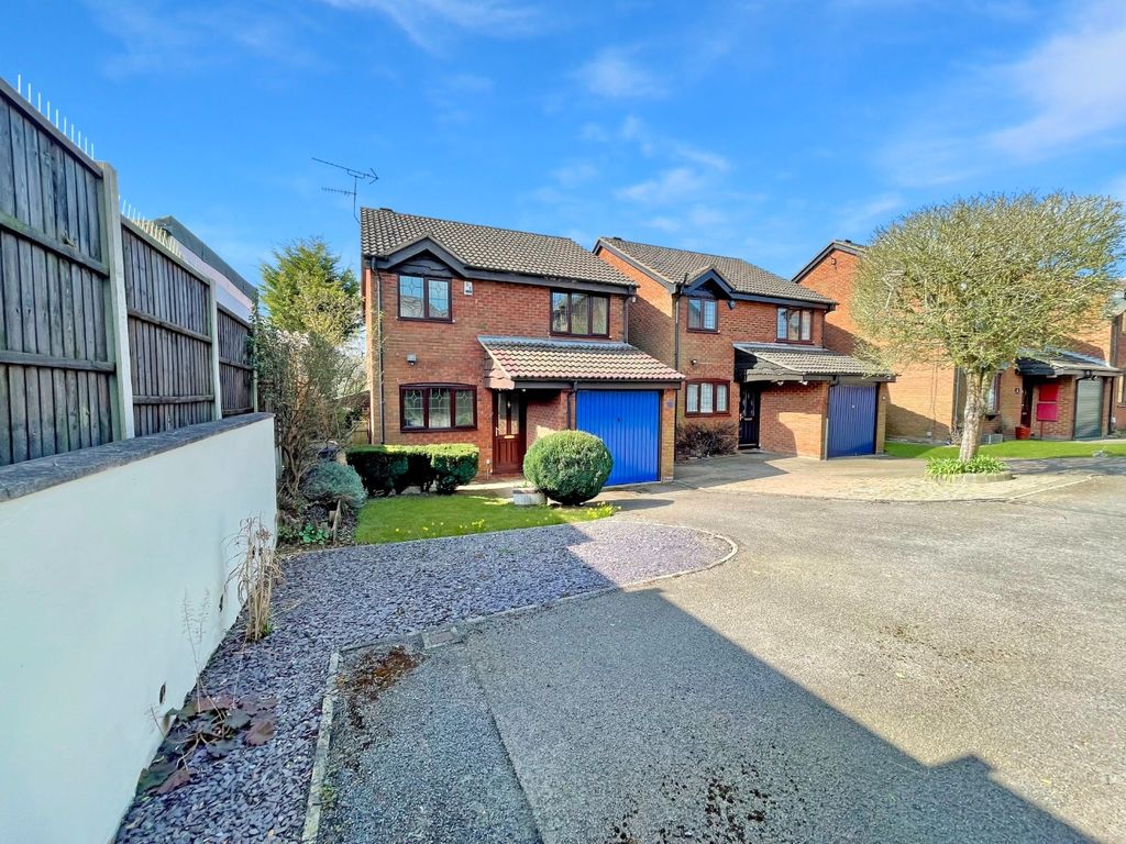 Property photo 1 of 16 3997420