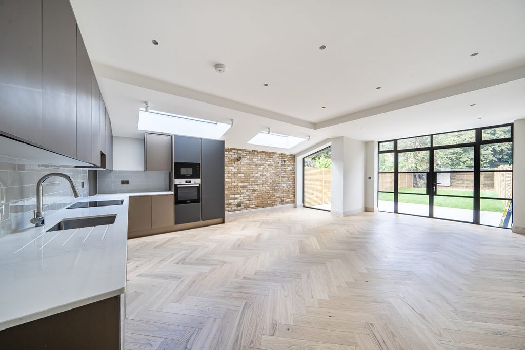 Property photo 2 of 18 1514494 (4).Jpg