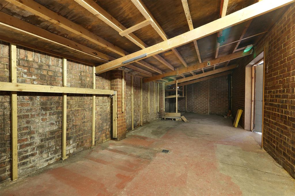 Property photo 3 of 7 Ach_9843.Jpg