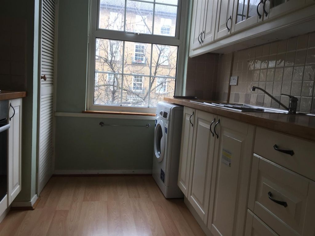 Property photo 2 of 9 Kitchen 2.Jpg