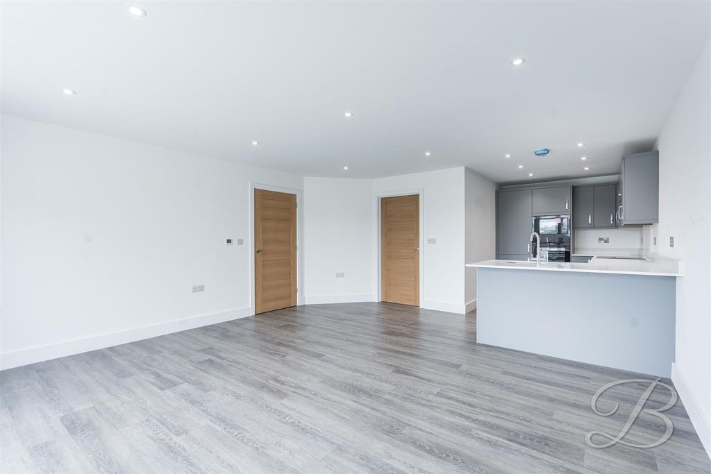 Property photo 3 of 28 CC10.Jpg