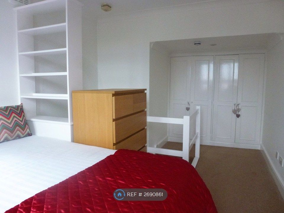 Property photo 2 of 5