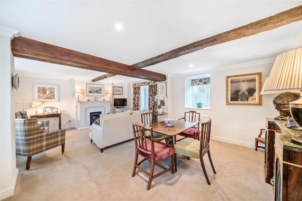 Property photo 3 of 20 Dining Room