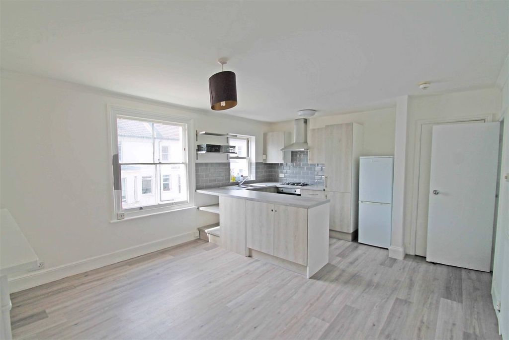 Property photo 1 of 8 Kitchen/Living Room