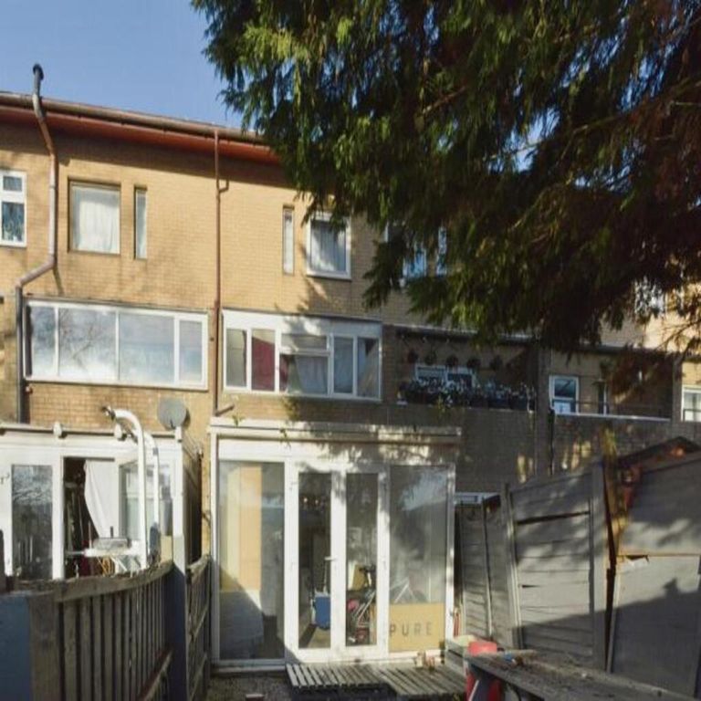 Property photo 1 of 3