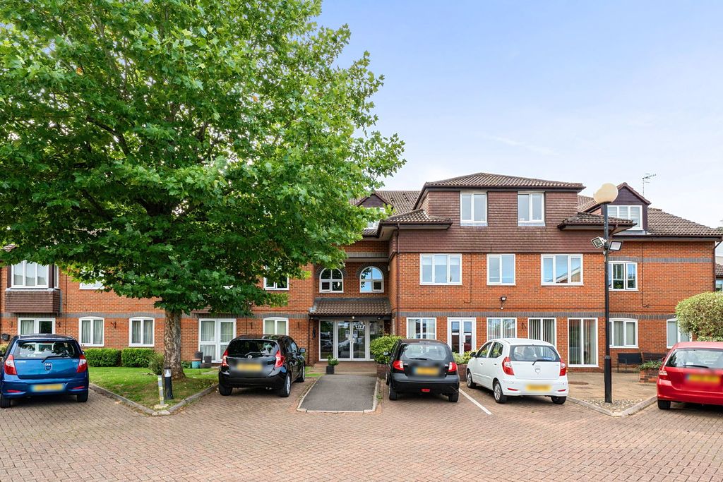 Property photo 1 of 12
