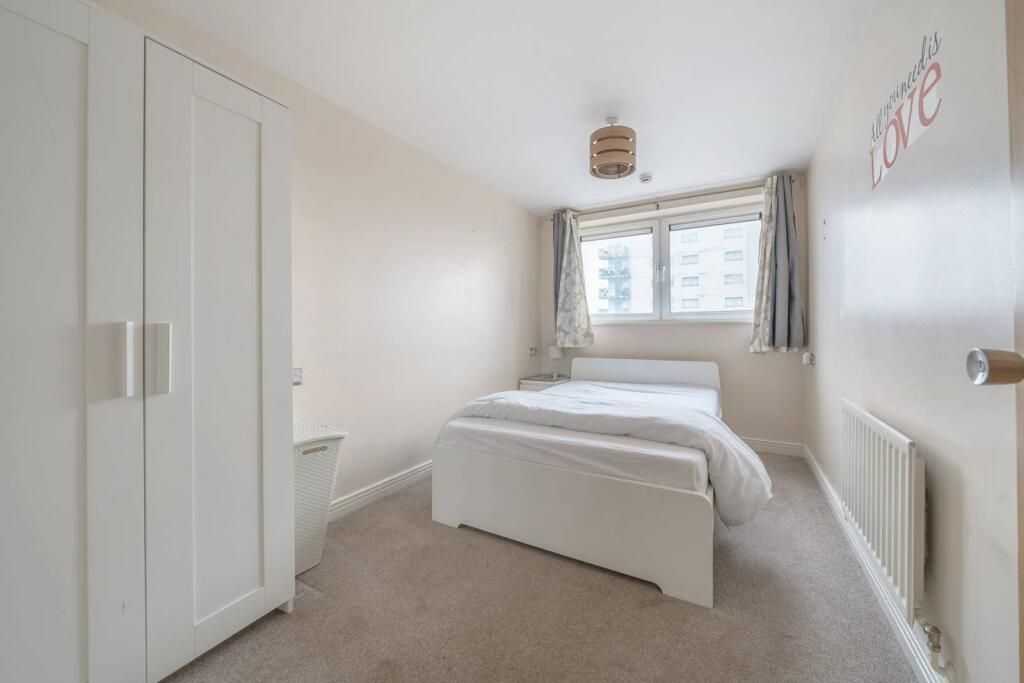 Property photo 3 of 5 Gallery