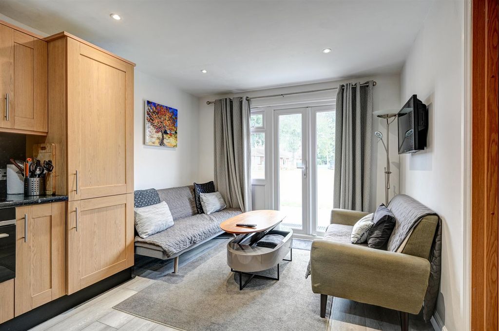 Property photo 2 of 10 Hdr_3040_1_2.Jpg