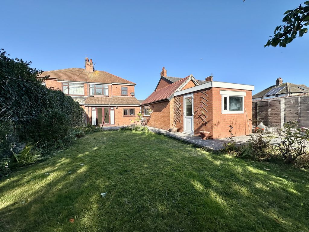 Property photo 2 of 24
