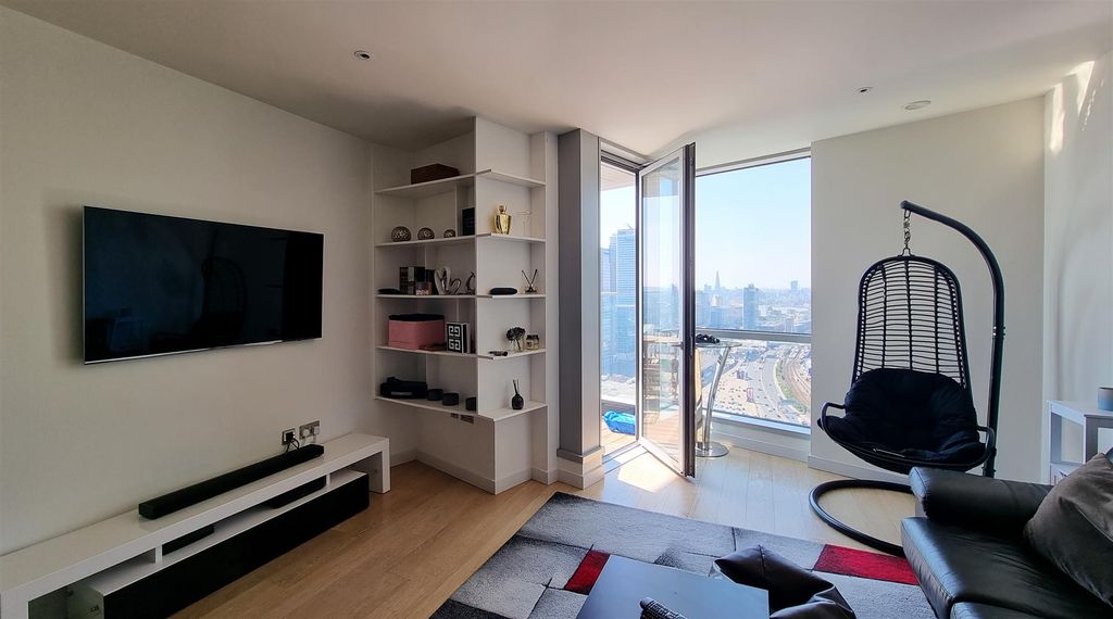 Property photo 2 of 8 Lounge 1.Jpg