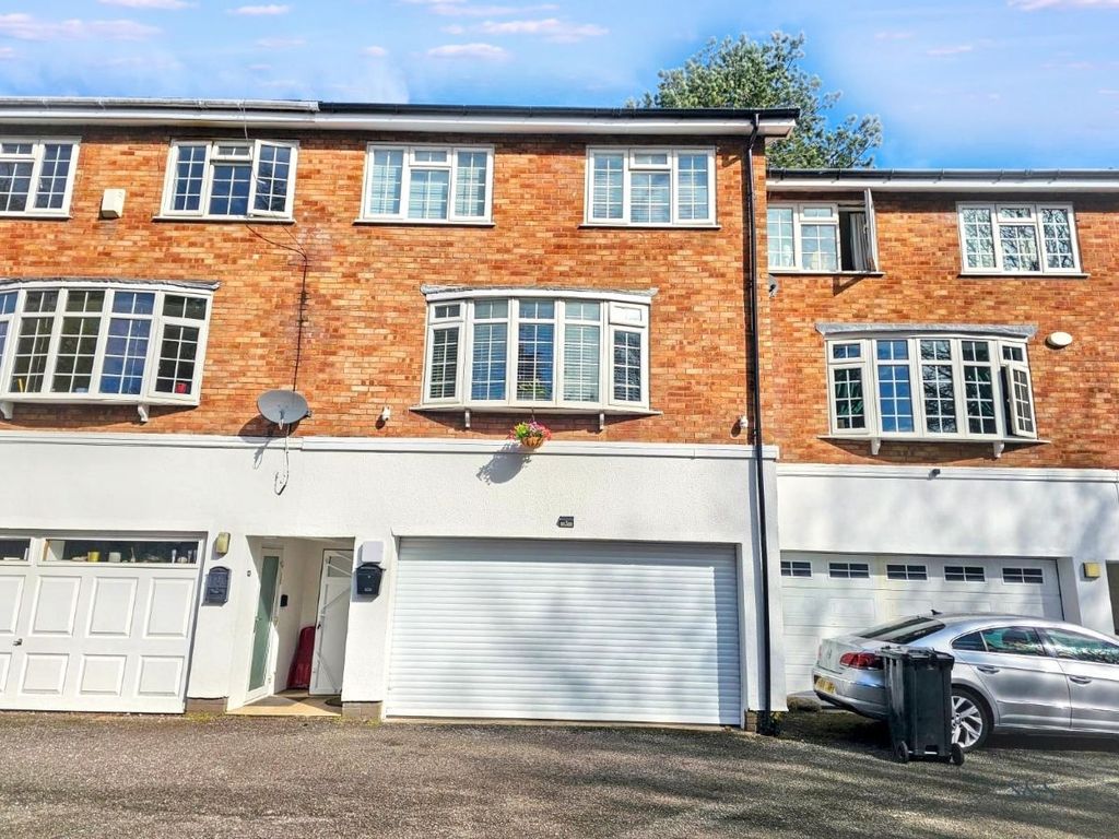 Property photo 1 of 25