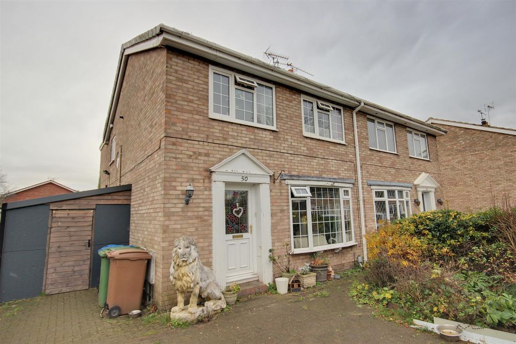 Property photo 1 of 12