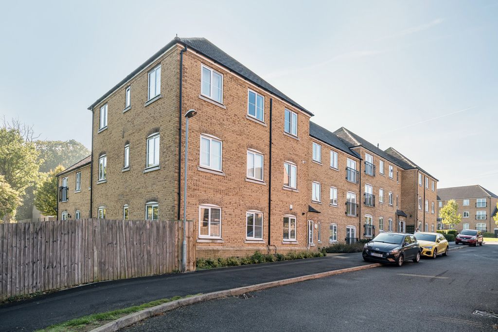 Property photo 1 of 10 External