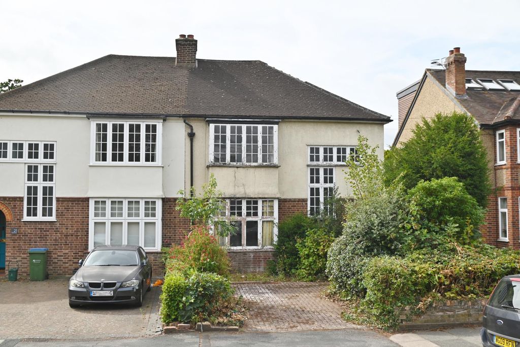 Property photo 1 of 13