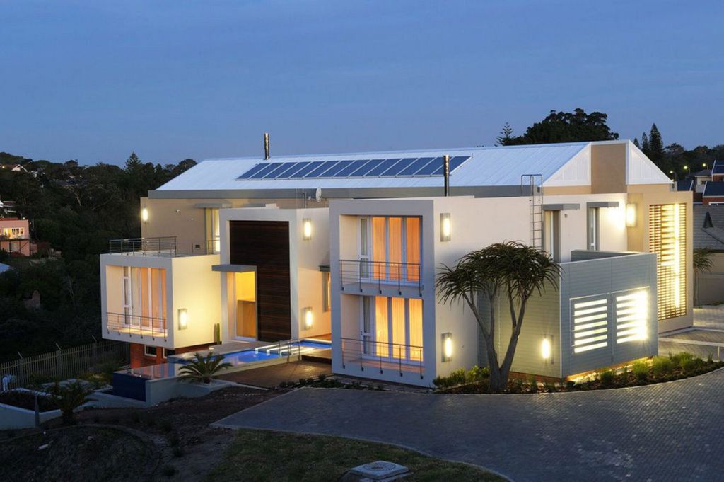 Property photo 1 of 39 1Plz1640032